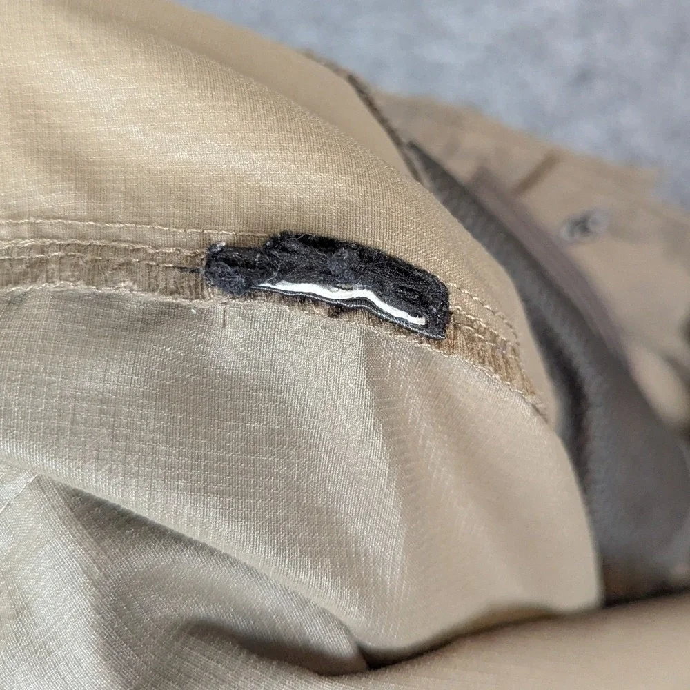 The North Face Mens Khaki Tan Ripstop Hiking Utility Shorts Mens W36